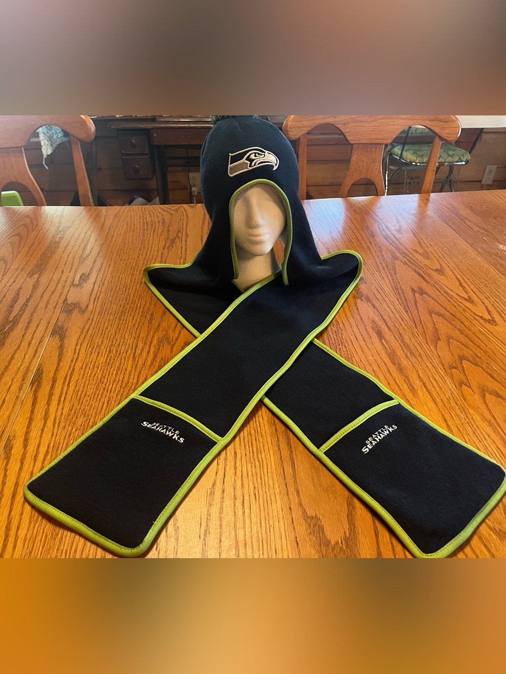 New Era Seattle Seahawks Hooded Hat/Scarf Set Combo with Pockets